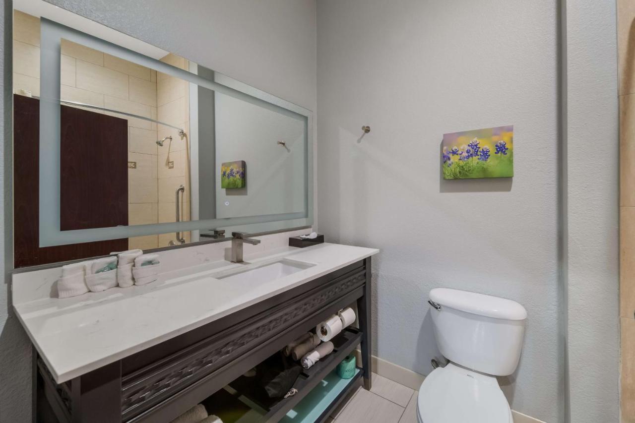 Best Western Bowie Inn & Suites Екстериор снимка